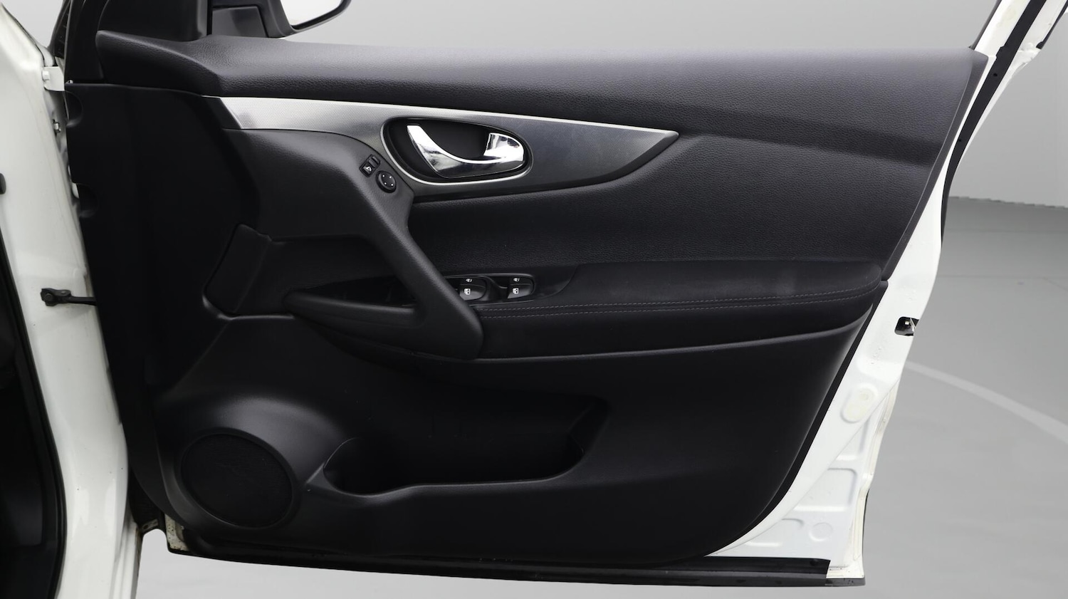 Used Nissan Qashqai for sale - 76727562: Photo 16