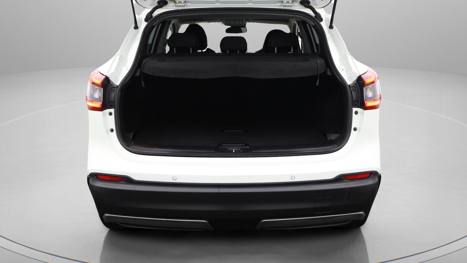 Used Nissan Qashqai for sale - 76727562: Photo 18