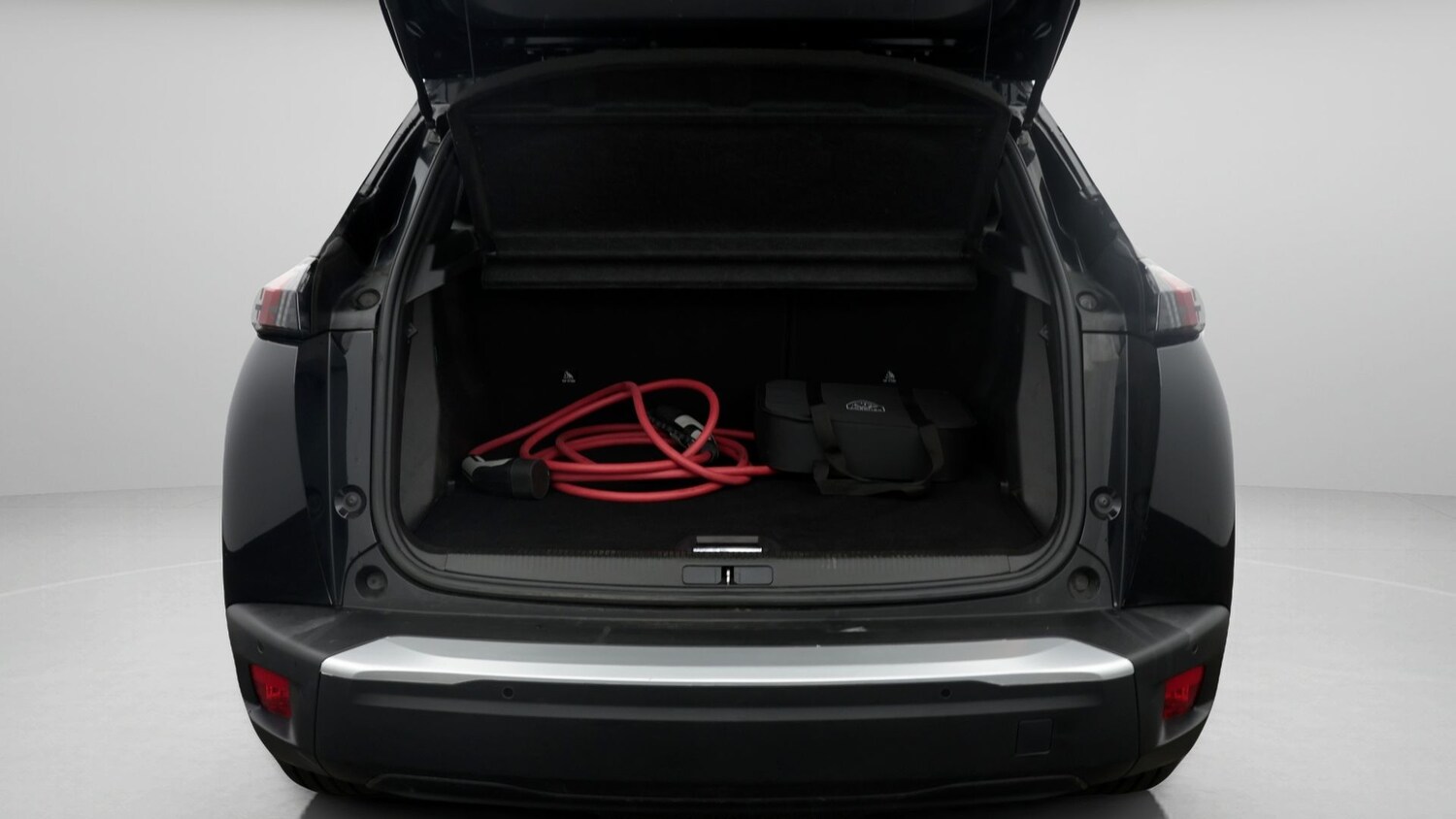 Used Peugeot 2008 2023 for sale - 77619298: Photo 17