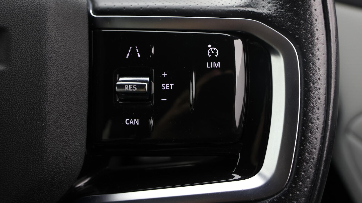 Used Land Rover Range Rover Evoque 2021 for sale - 76743369: Photo 24