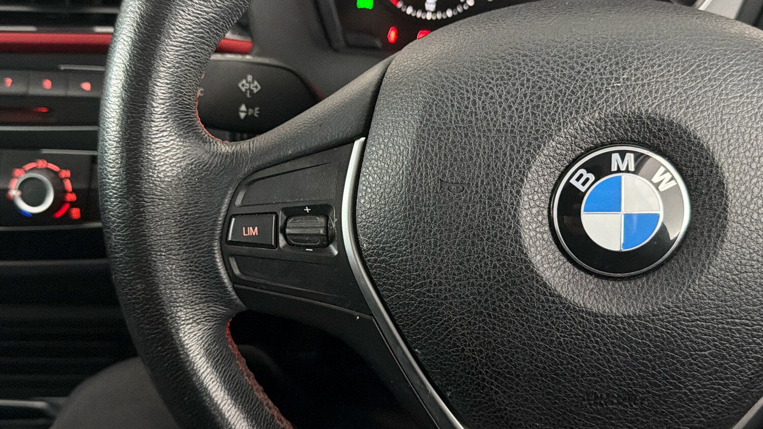 Used BMW 1 Series 2018 for sale - 78196647: Photo 22