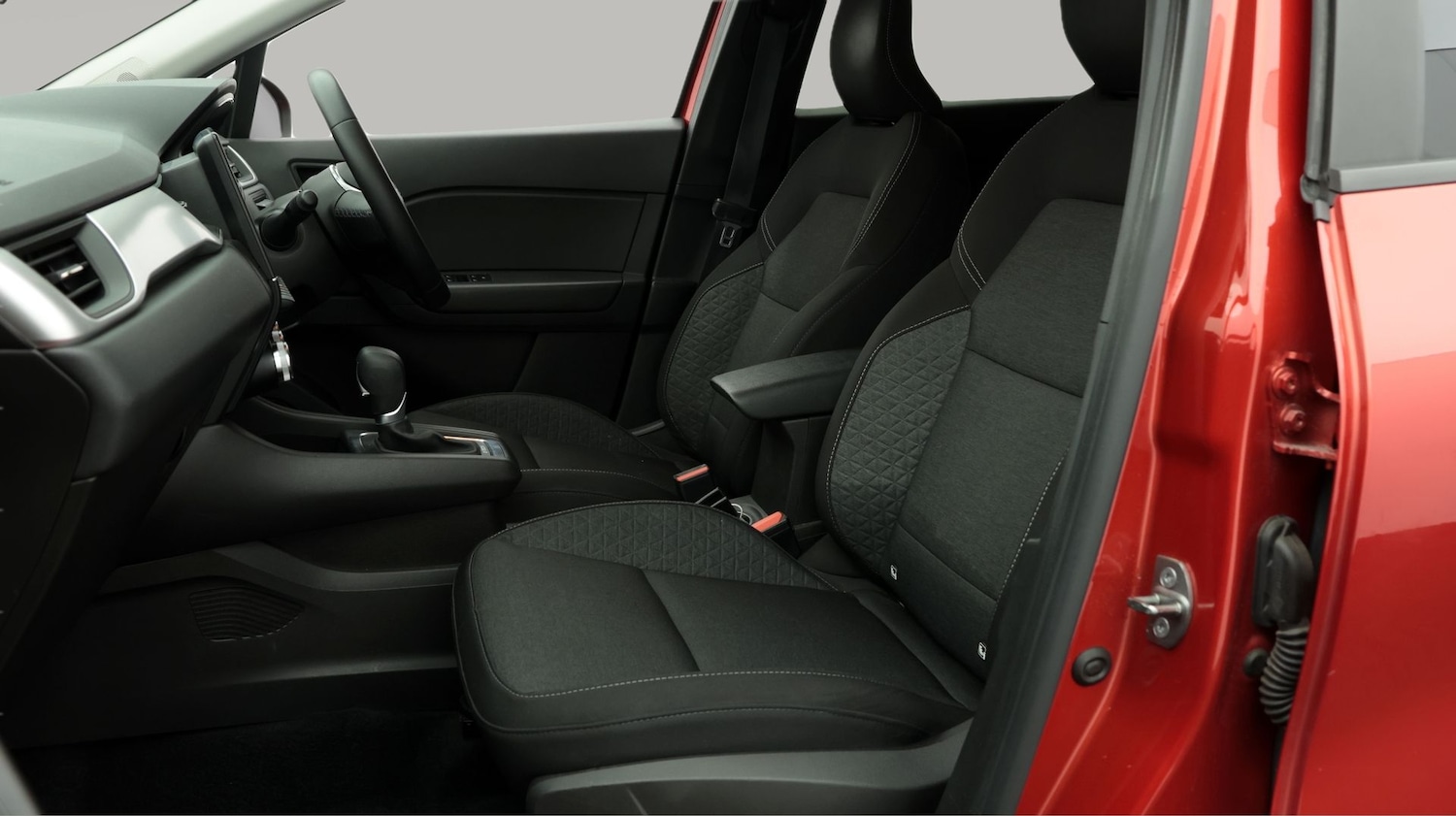 Used Renault Captur 2023 for sale - 77994480: Photo 14