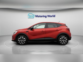 Used Renault Captur 2023 for sale - 77994480: Photo