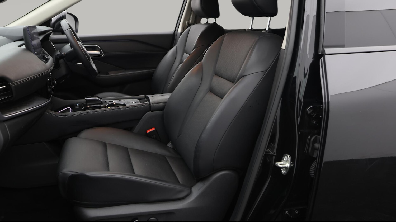 Used Nissan X-Trail 2024 for sale - 76240205: Photo 15