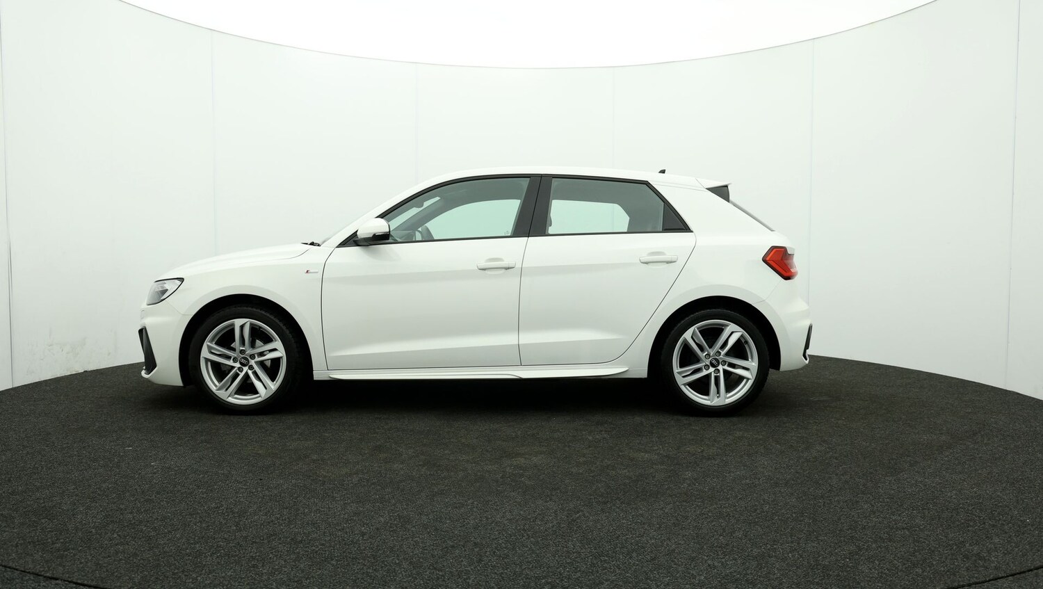 Used Audi A1 for sale - 76809480: Photo 64