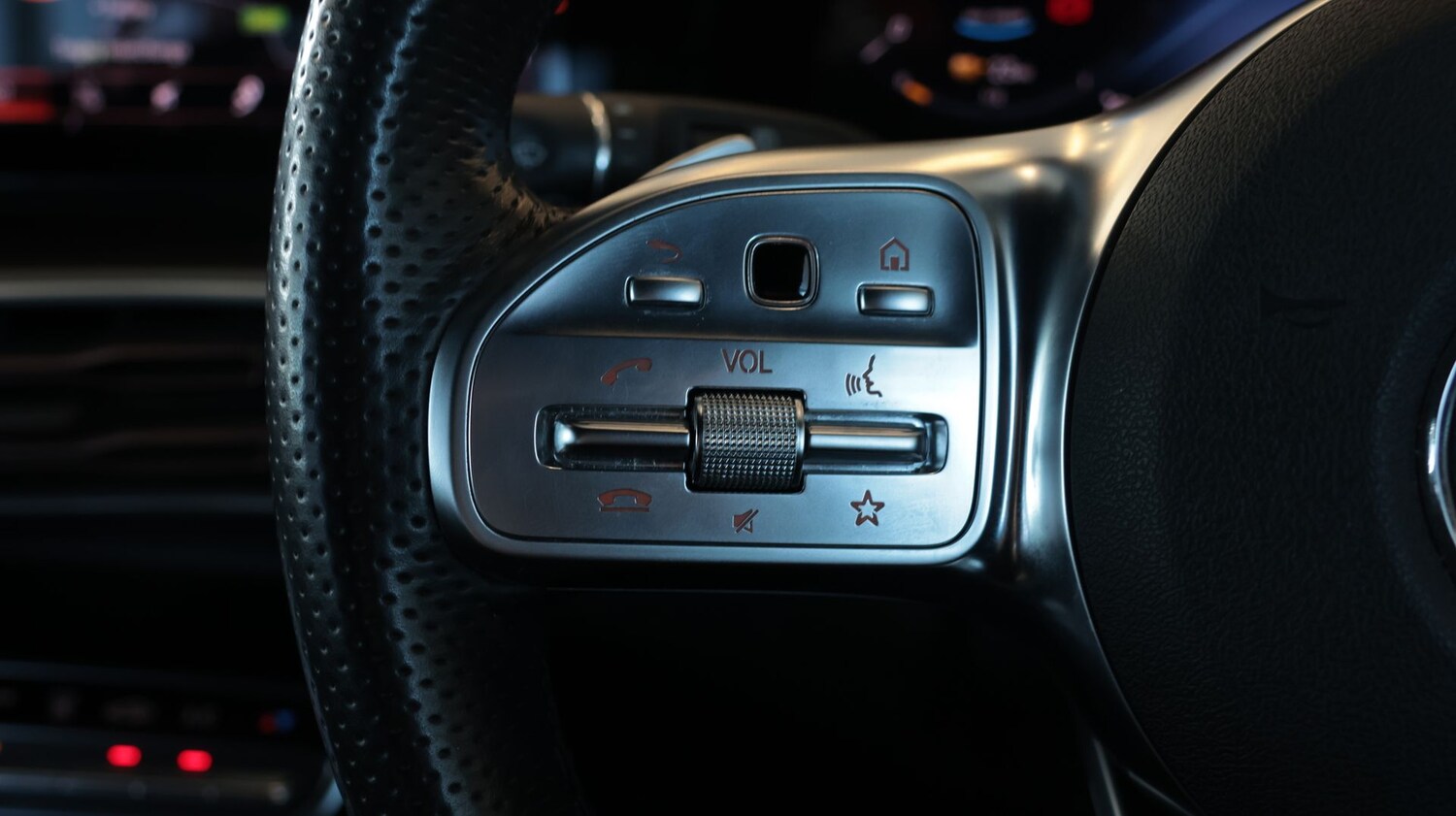 Used Mercedes-Benz EQC for sale - 77921122: Photo 24