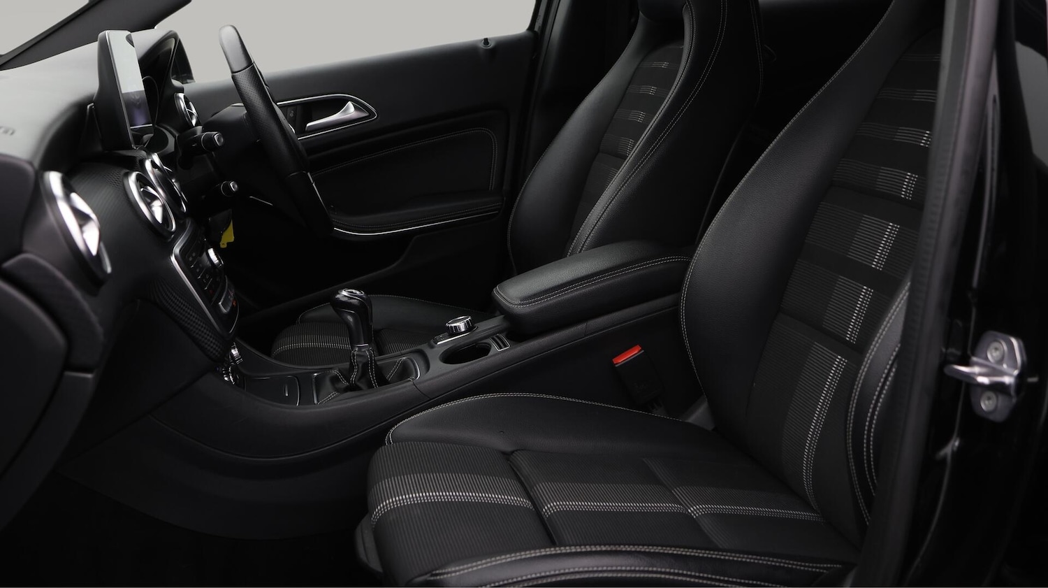 Used Mercedes-Benz A-Class 2018 for sale - 76440995: Photo 15