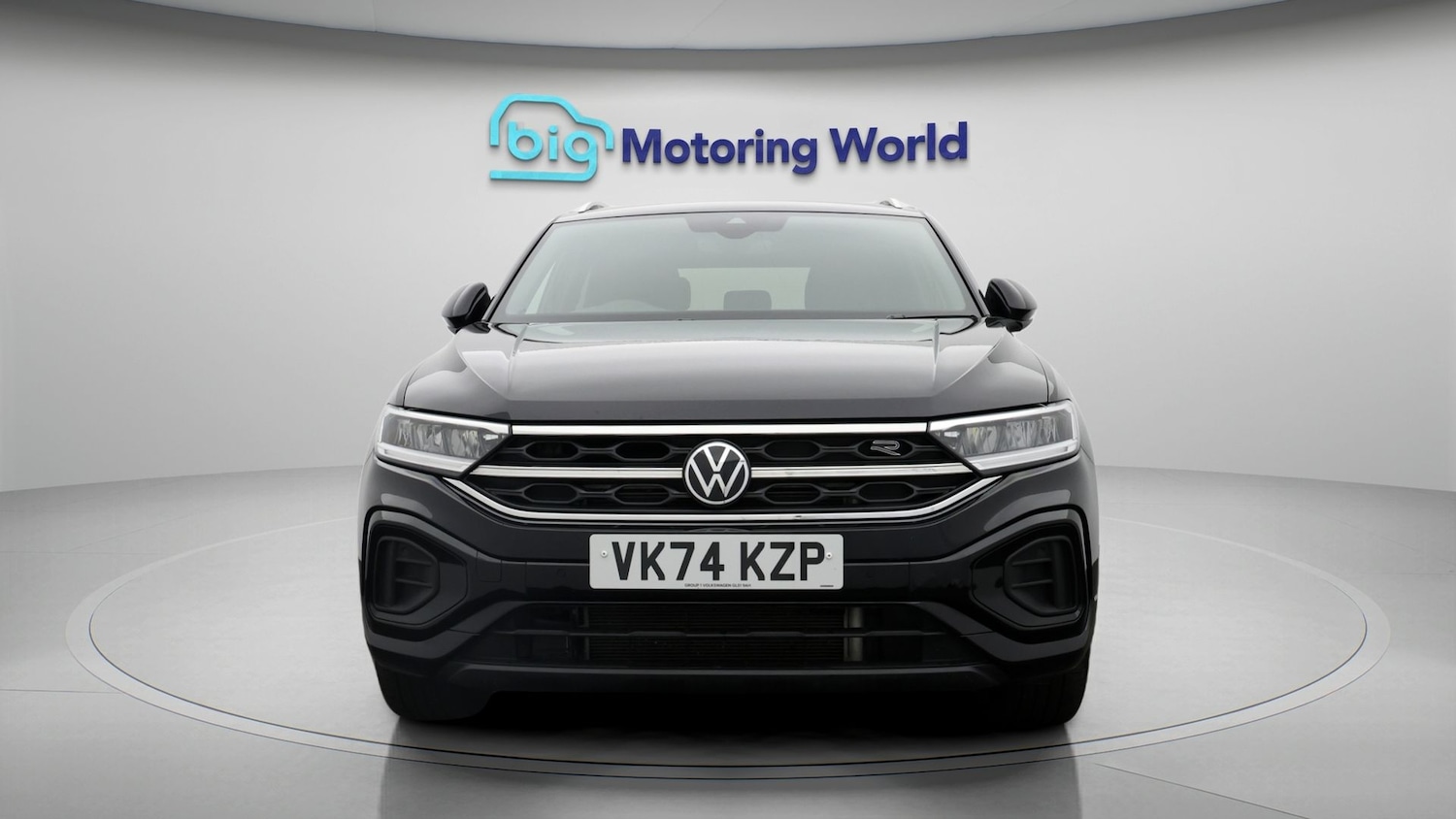Used Volkswagen T-Roc 2024 for sale - 77654422: Photo 2