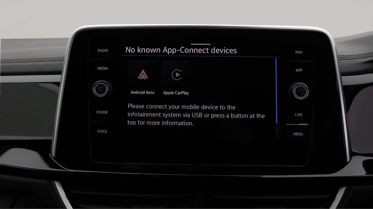 Used Volkswagen T-Roc 2024 for sale - 77654422: Photo 24