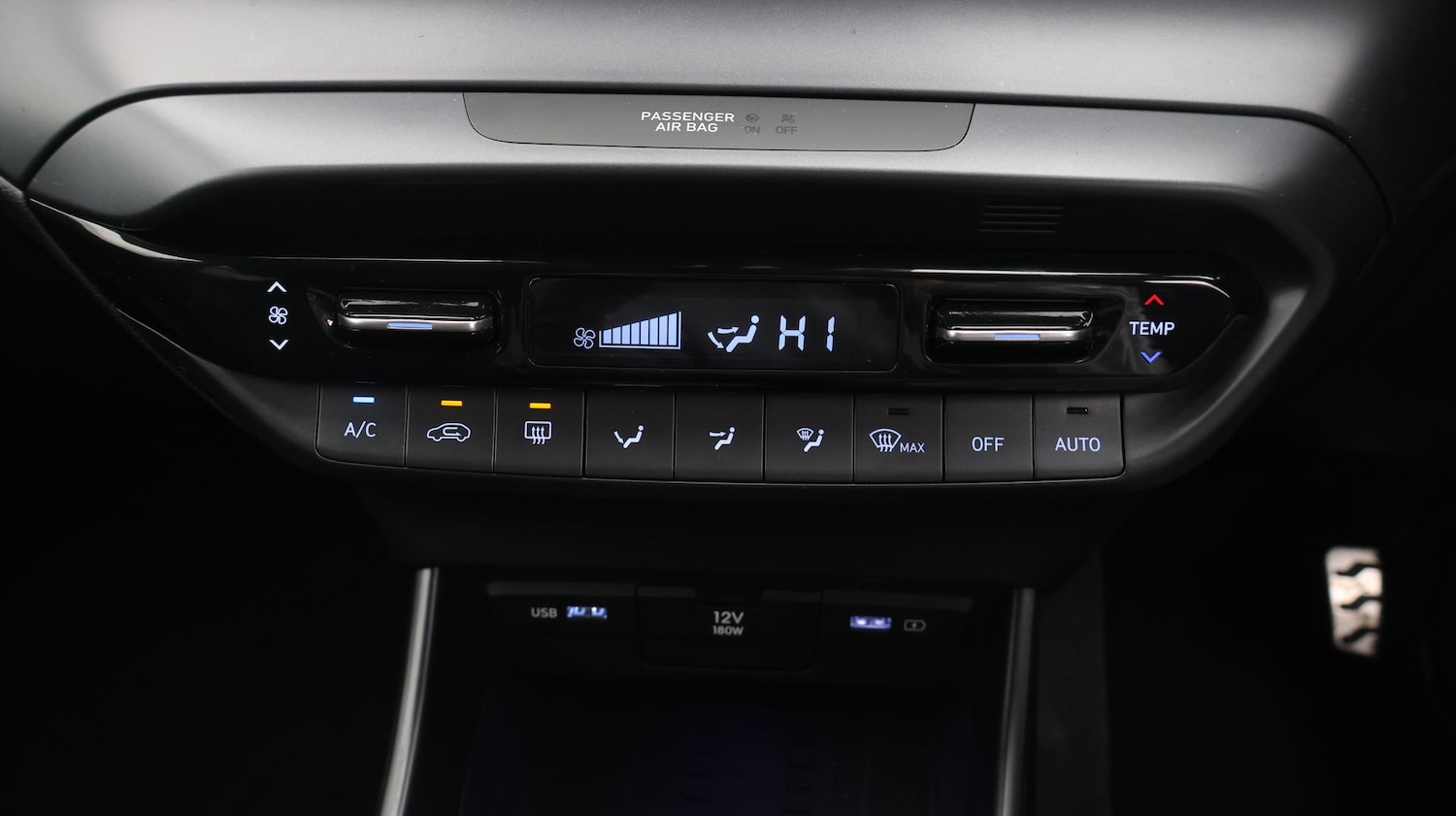 Used Hyundai BAYON 2023 for sale - 77379608: Photo 12