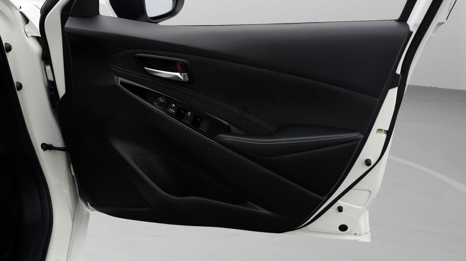 Used Mazda Mazda2 2023 for sale - 77460115: Photo 15