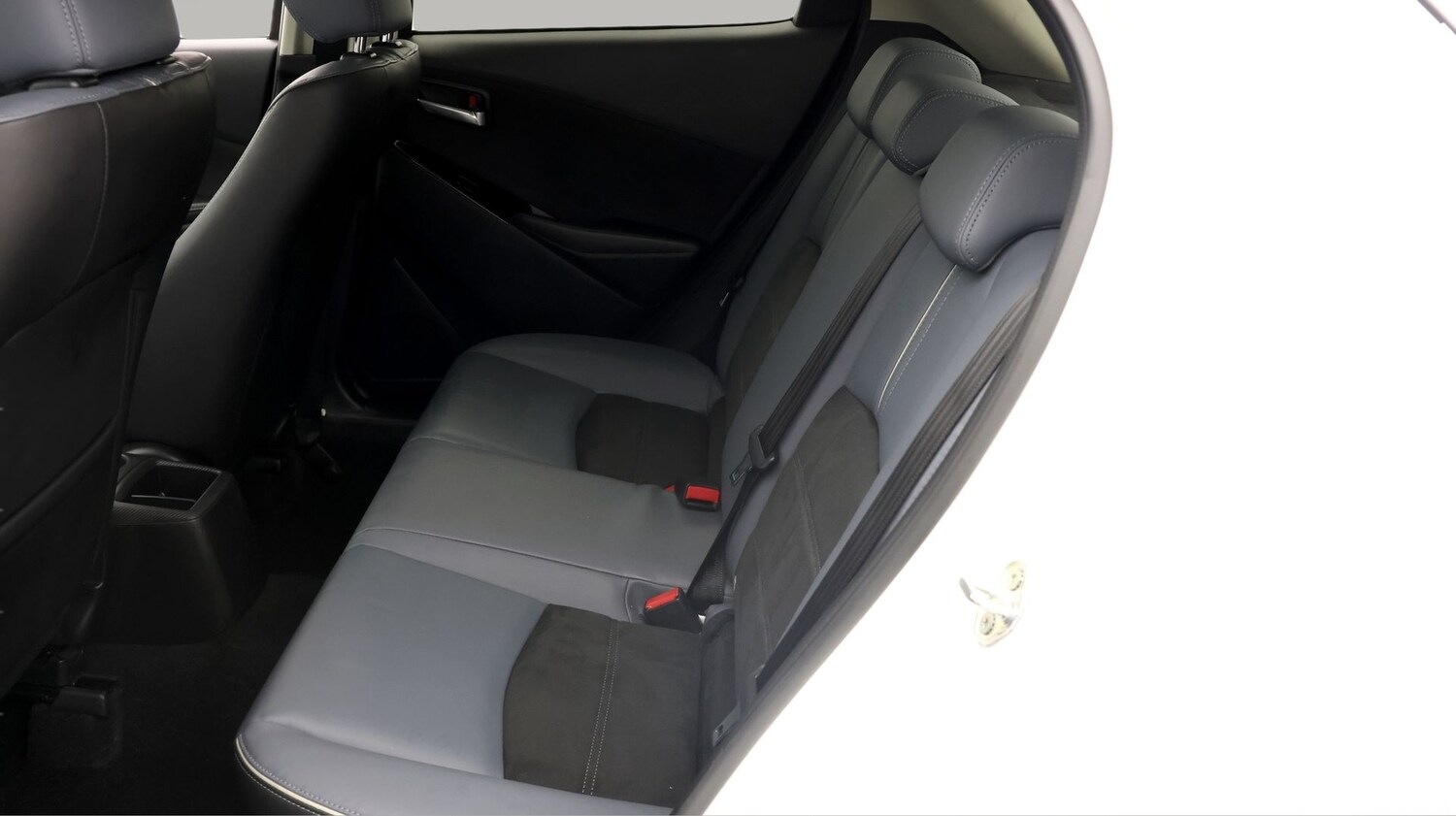 Used Mazda Mazda2 2023 for sale - 77460115: Photo 16