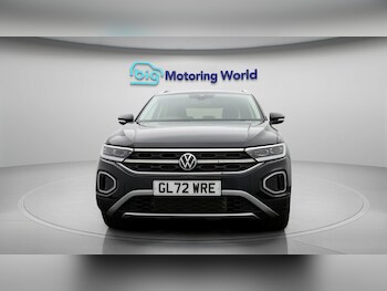 Used Volkswagen T-Roc 2023 for sale - 78403052: Photo