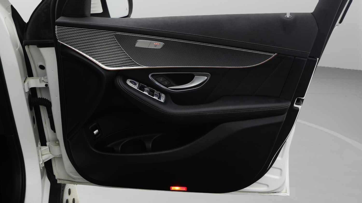 Used Mercedes-Benz EQC 2021 for sale - 76380923: Photo 15