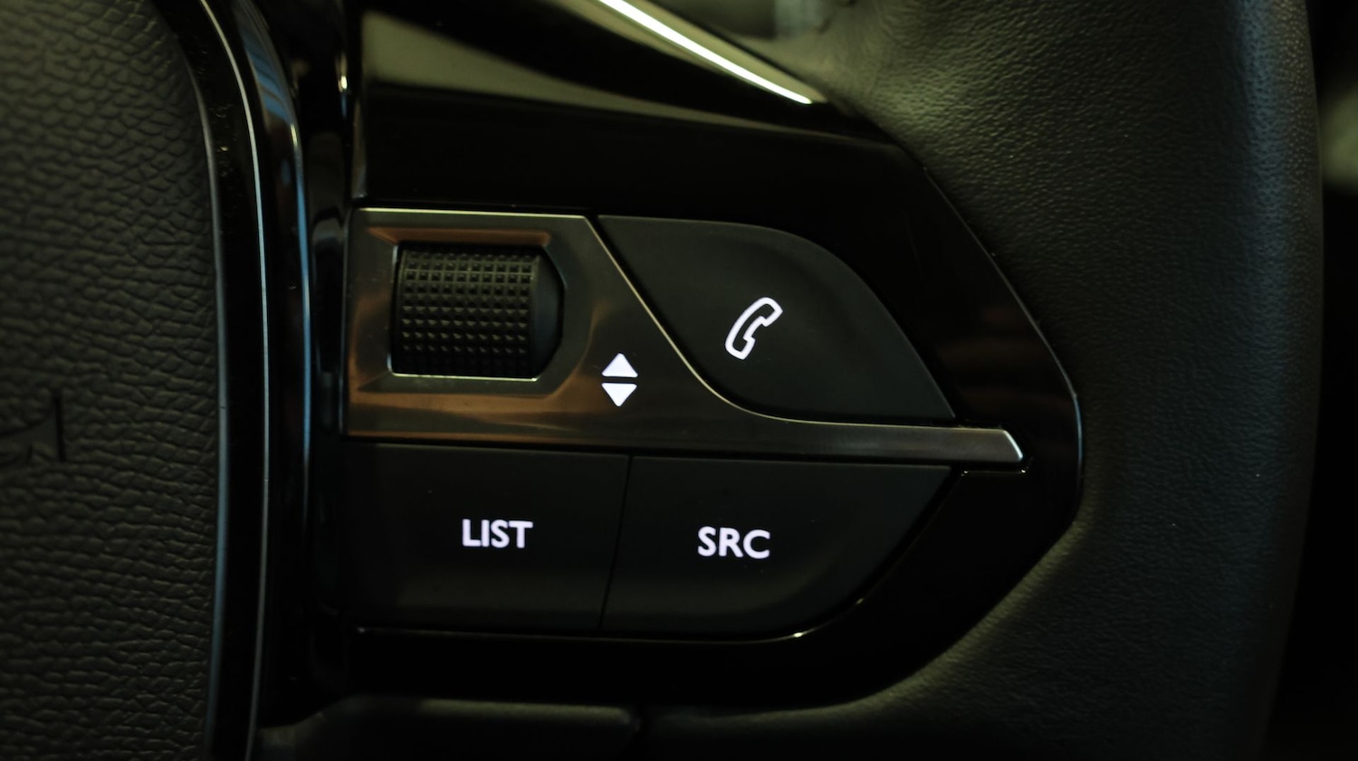 Used Peugeot E-2008 2022 for sale - 78008415: Photo 24