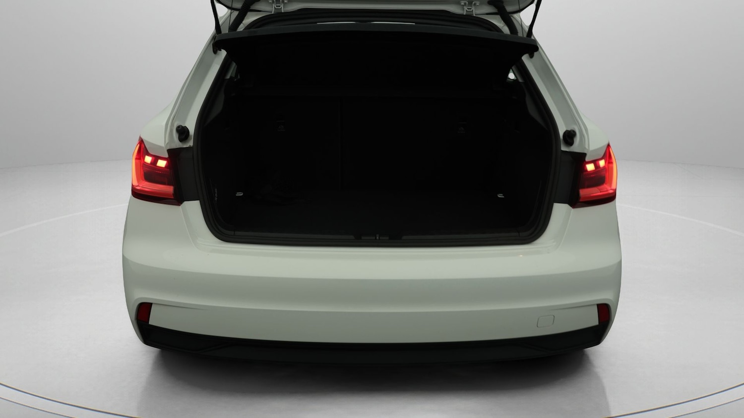 Used Audi A1 2023 for sale - 78198256: Photo 17