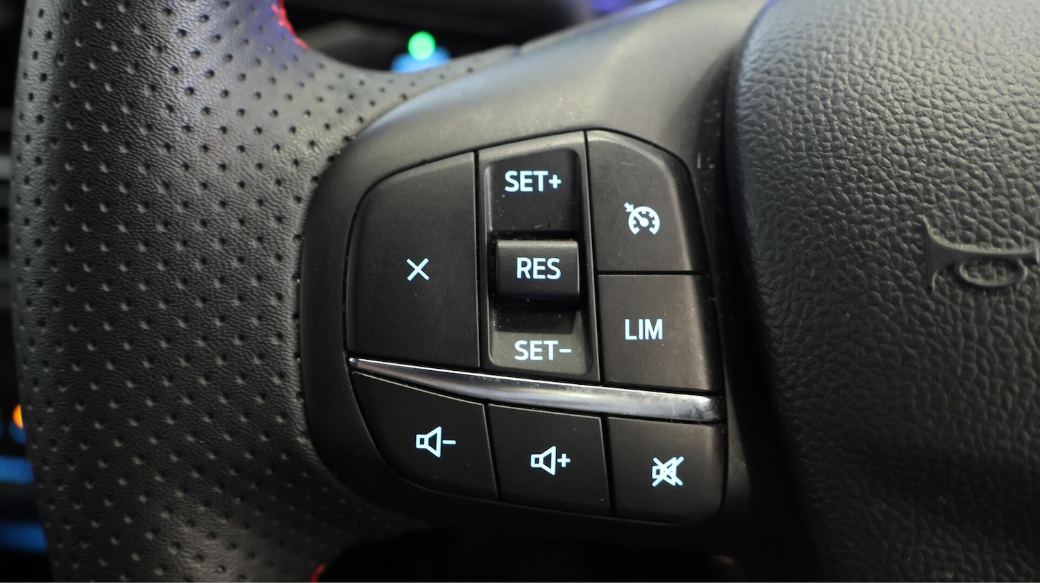 Used Ford Kuga 2023 for sale - 76061017: Photo 24