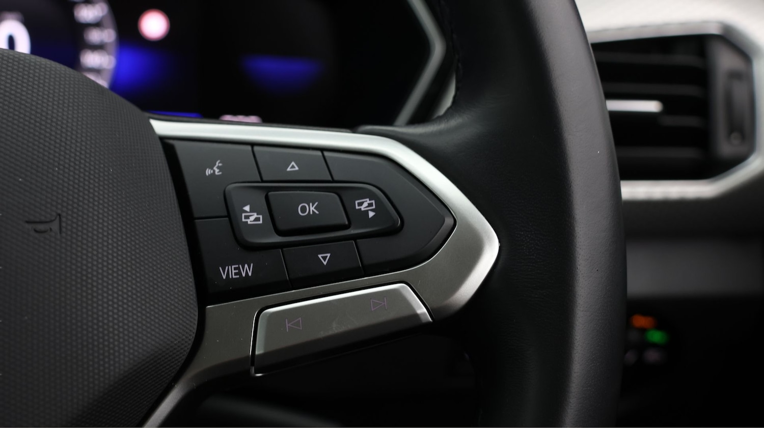 Used Volkswagen T-Cross 2024 for sale - 77428927: Photo 22