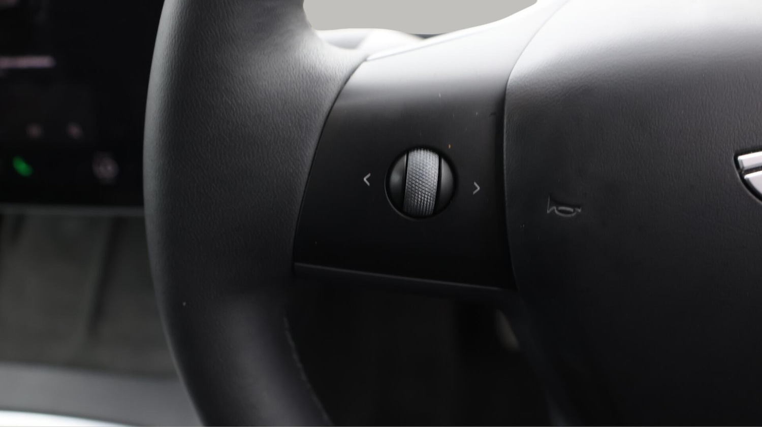 Used Tesla Model Y 2023 for sale - 76511903: Photo 22