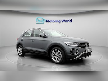 Used Volkswagen T-Roc 2023 for sale - 79211573: Photo