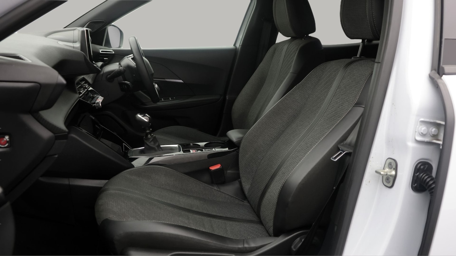 Used Peugeot 2008 2024 for sale - 77782219: Photo 14