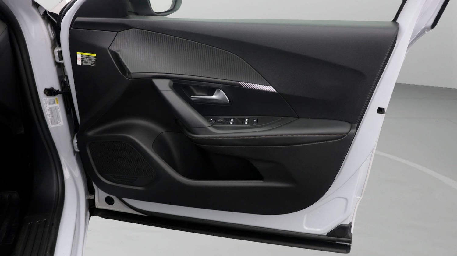 Used Peugeot 2008 2024 for sale - 77782219: Photo 15