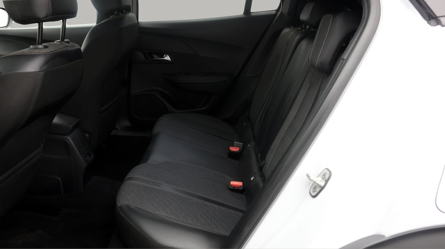 Used Peugeot 2008 2024 for sale - 77782219: Photo 16