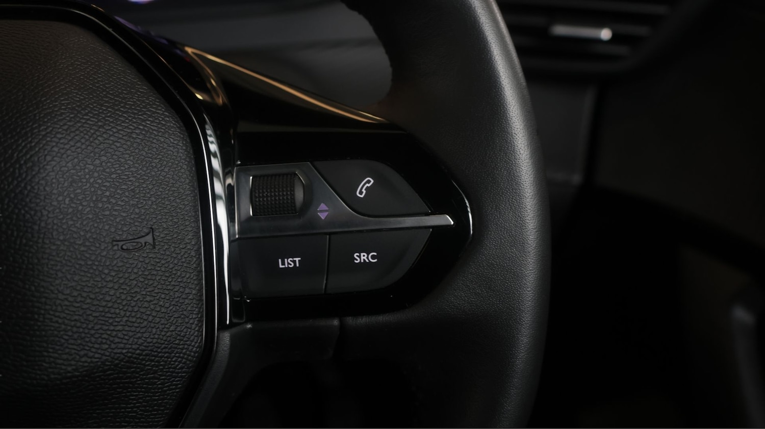 Used Peugeot 2008 2024 for sale - 77782219: Photo 22