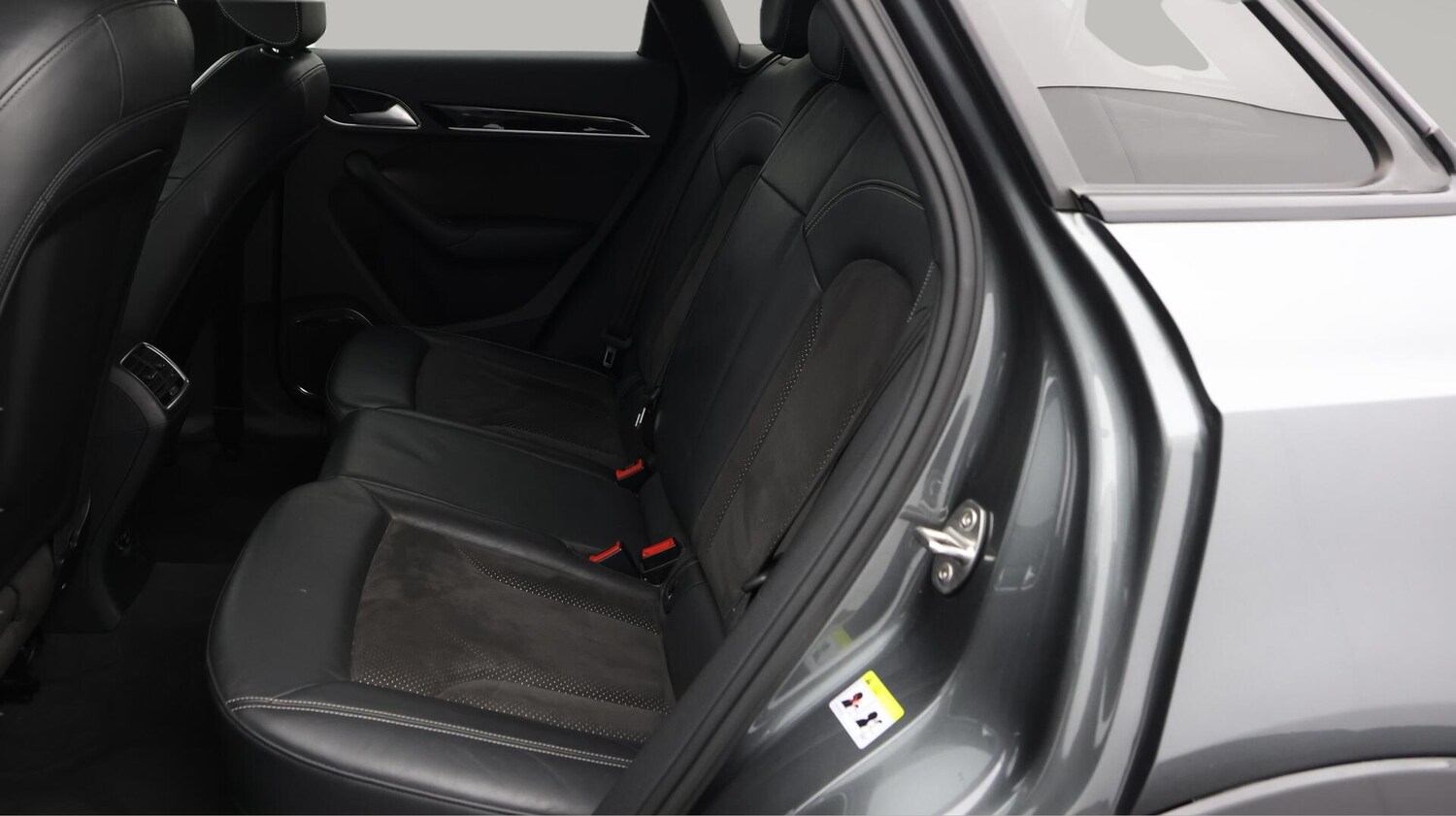 Used Audi Q3 for sale - 76729007: Photo 17