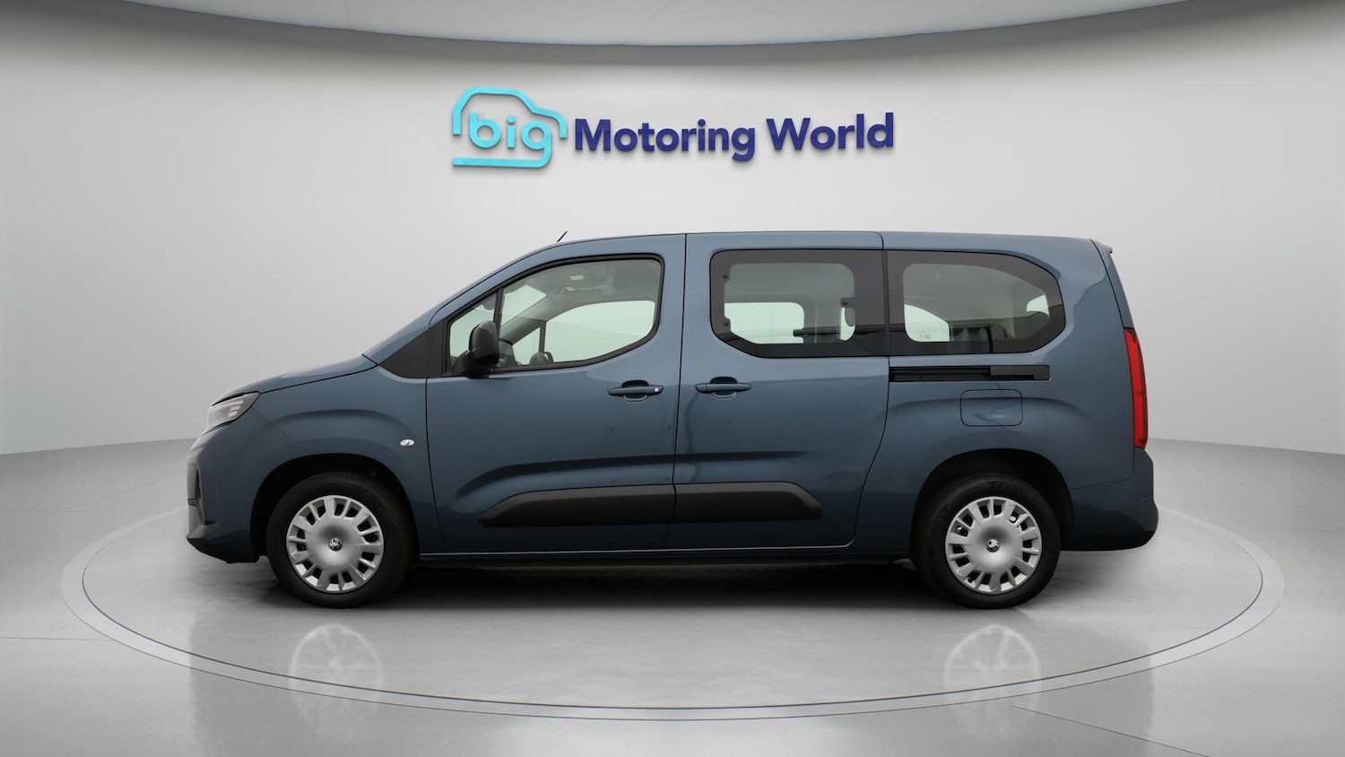 Used Vauxhall Combo Life Electric 2024 for sale - 76431988: Photo 5