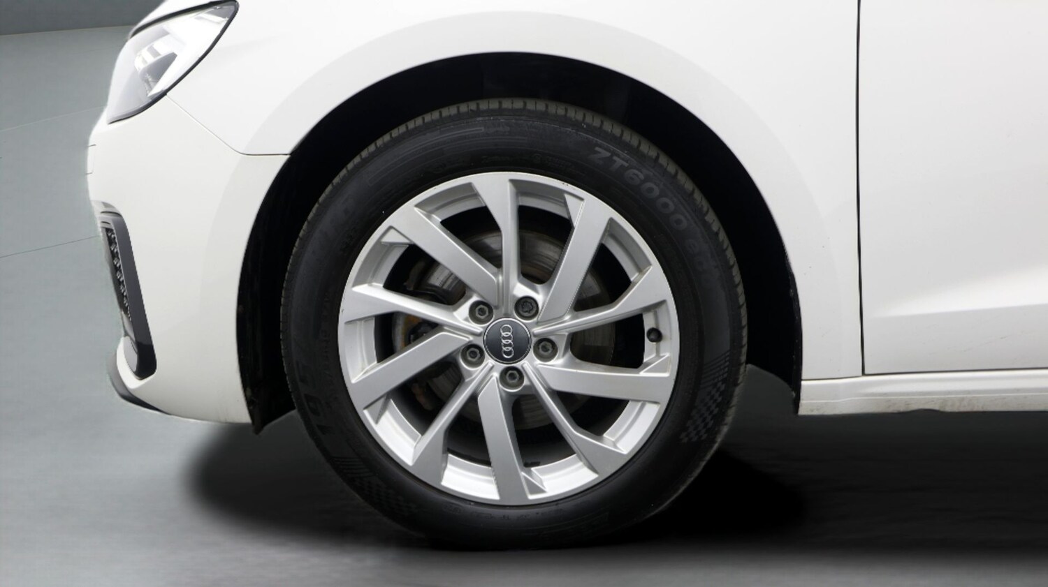 Used Audi A1 for sale - 77236132: Photo 18