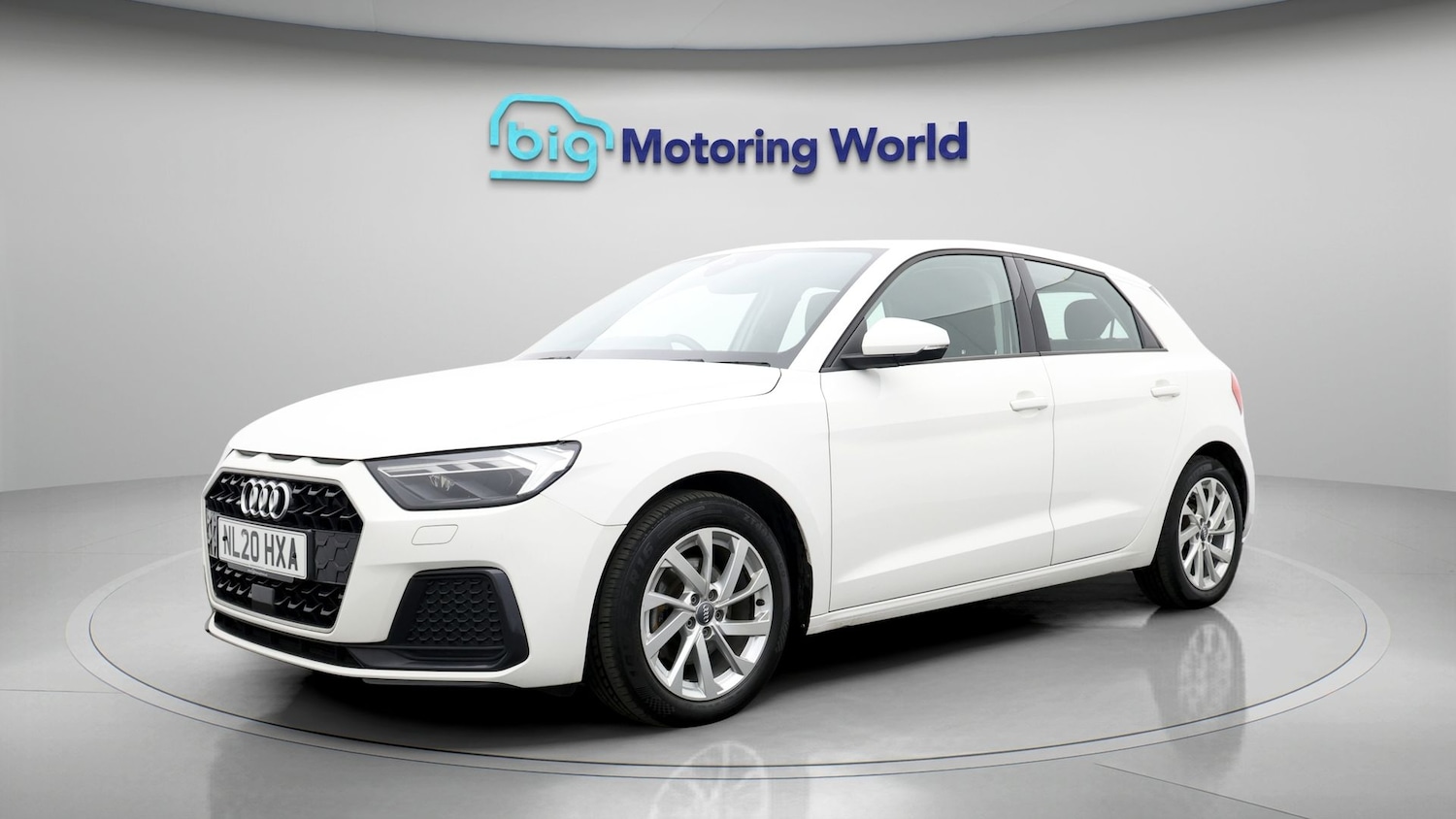 Used Audi A1 for sale - 77236132: Photo 3