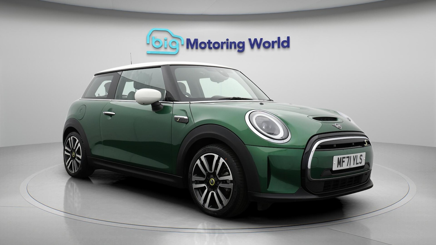 Used MINI Hatch 2021 for sale - 76380823: Photo 1
