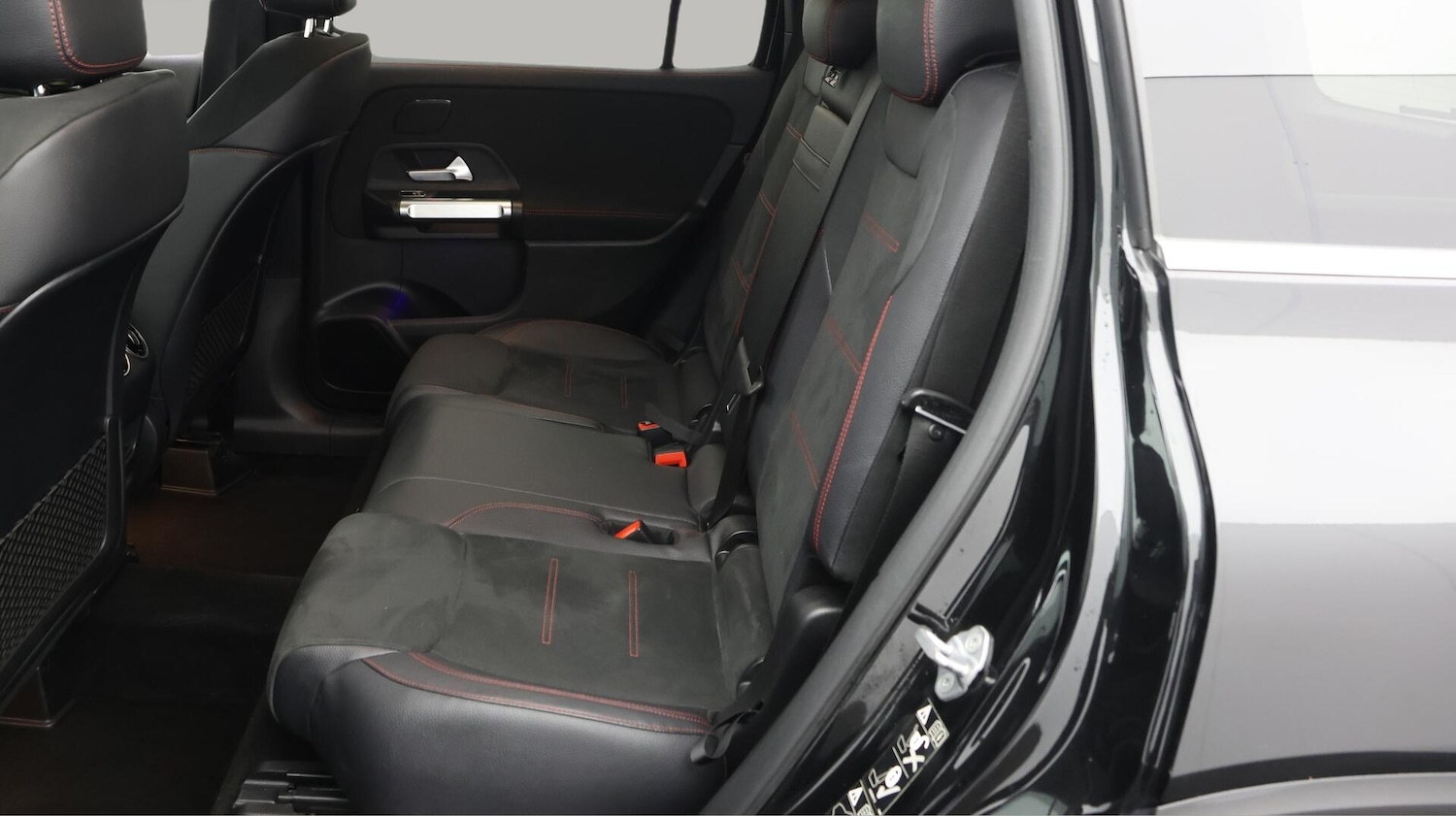 Used Mercedes-Benz GLB 2020 for sale - 76714659: Photo 17