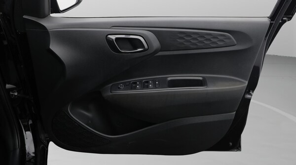 Used Hyundai i10 2021 for sale - 76109582: Photo 16
