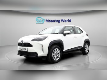 Used Toyota Yaris Cross 2023 for sale - 79520190: Photo