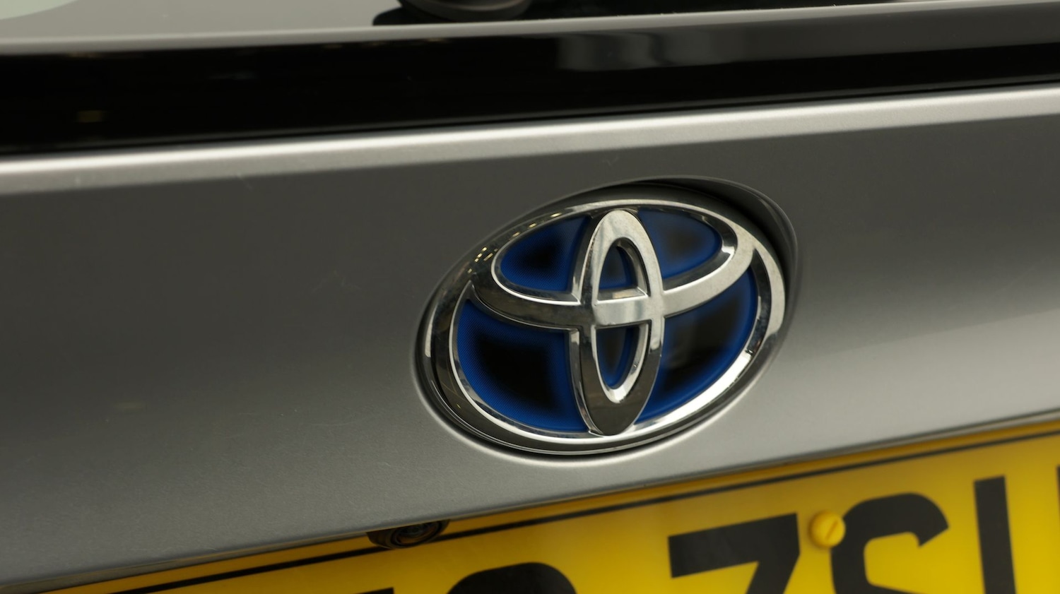 Used Toyota C-HR for sale - 77737009: Photo 24