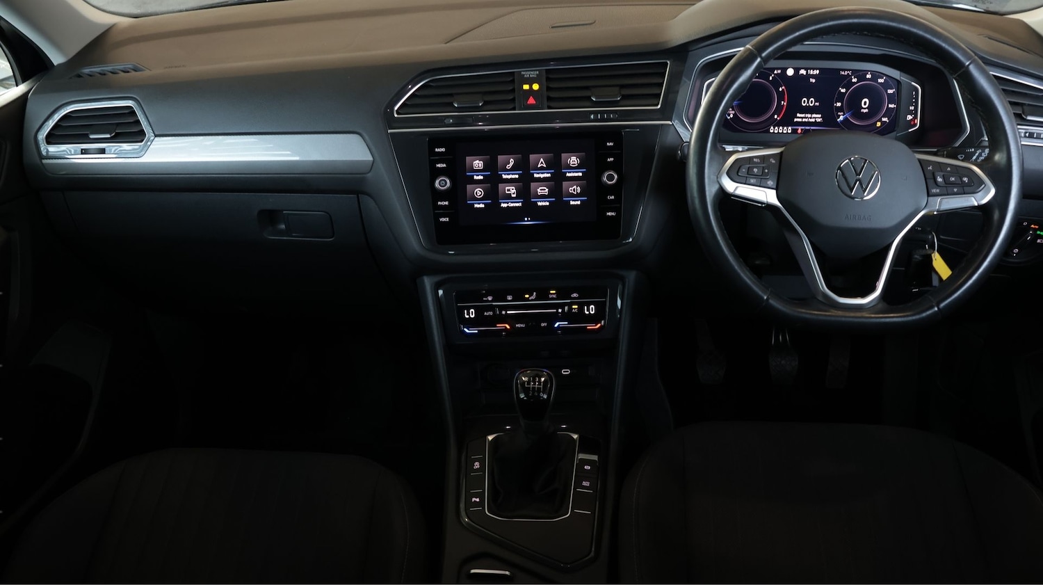 Used Volkswagen Tiguan Allspace 2023 for sale - 77954441: Photo 13