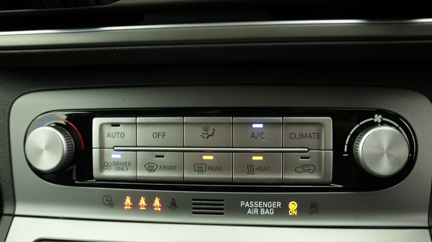 Used Hyundai KONA 2023 for sale - 77695077: Photo 12