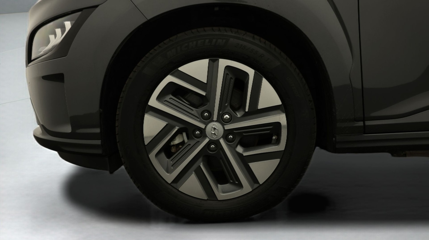 Used Hyundai KONA 2023 for sale - 77695077: Photo 18