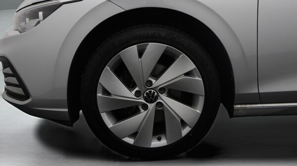 Used Volkswagen Golf 2022 for sale - 76122810: Photo 19