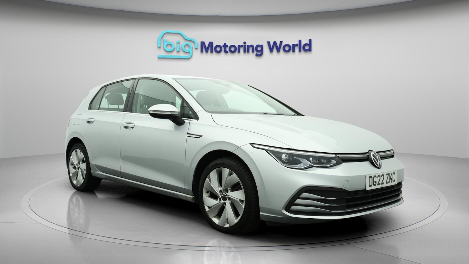 Used Volkswagen Golf 2022 for sale - 76122810: Photo 2