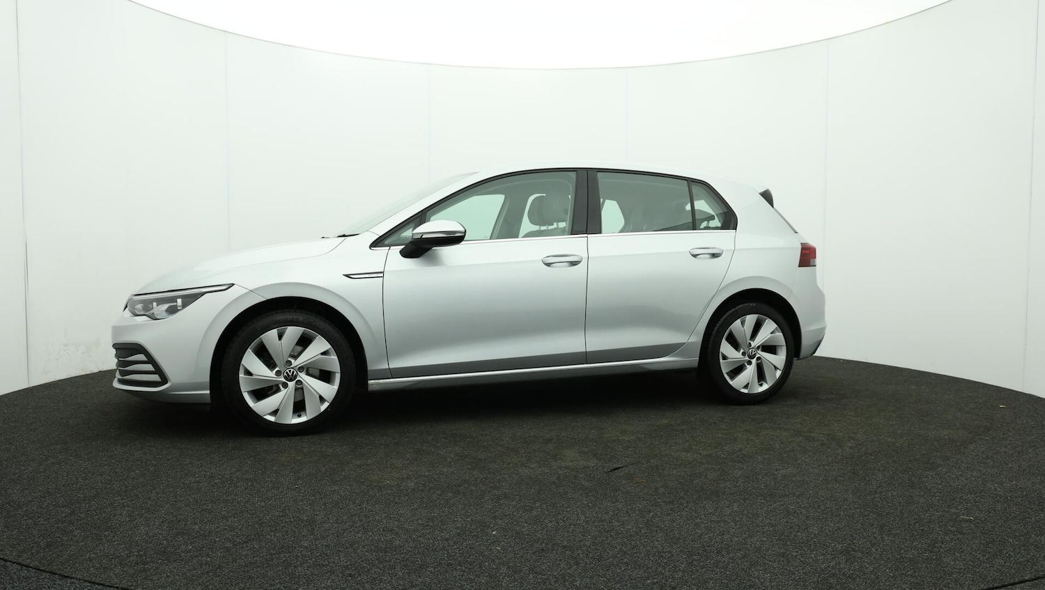 Used Volkswagen Golf 2022 for sale - 76122810: Photo 67