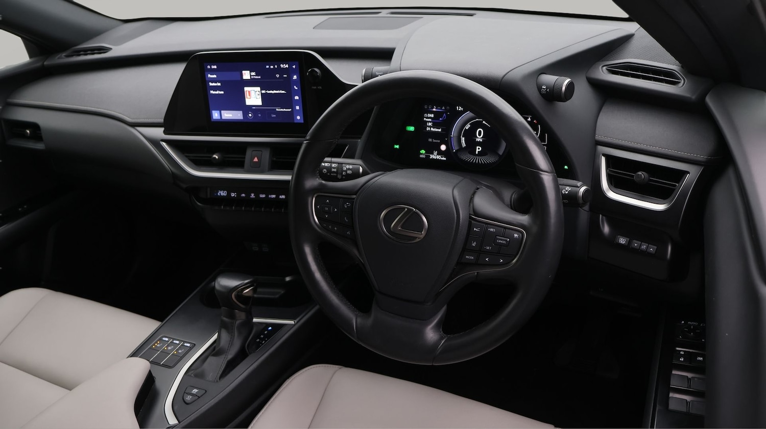 Used Lexus UX for sale - 77475690: Photo 9