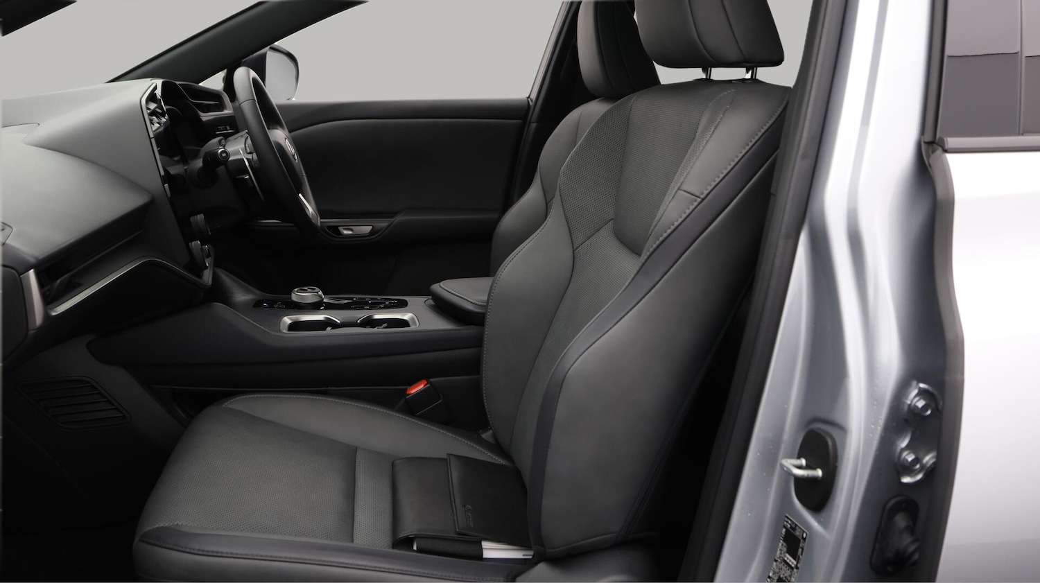 Used Lexus RZ 2024 for sale - 76584156: Photo 15