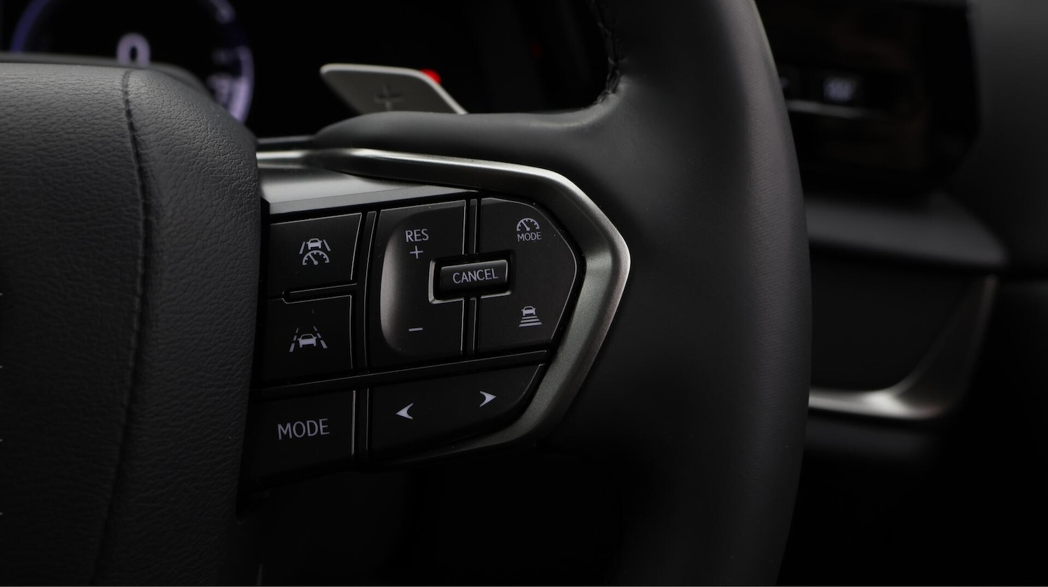 Used Lexus RZ 2024 for sale - 76584156: Photo 24