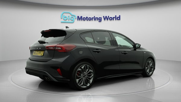 Used Ford Focus 2022 for sale - 76246559: Photo 8
