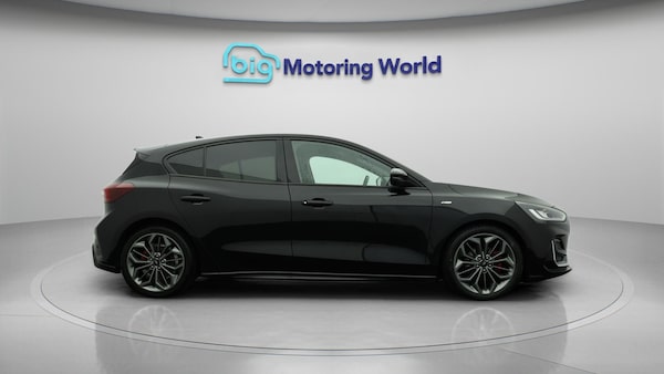 Used Ford Focus 2022 for sale - 76246559: Photo 9