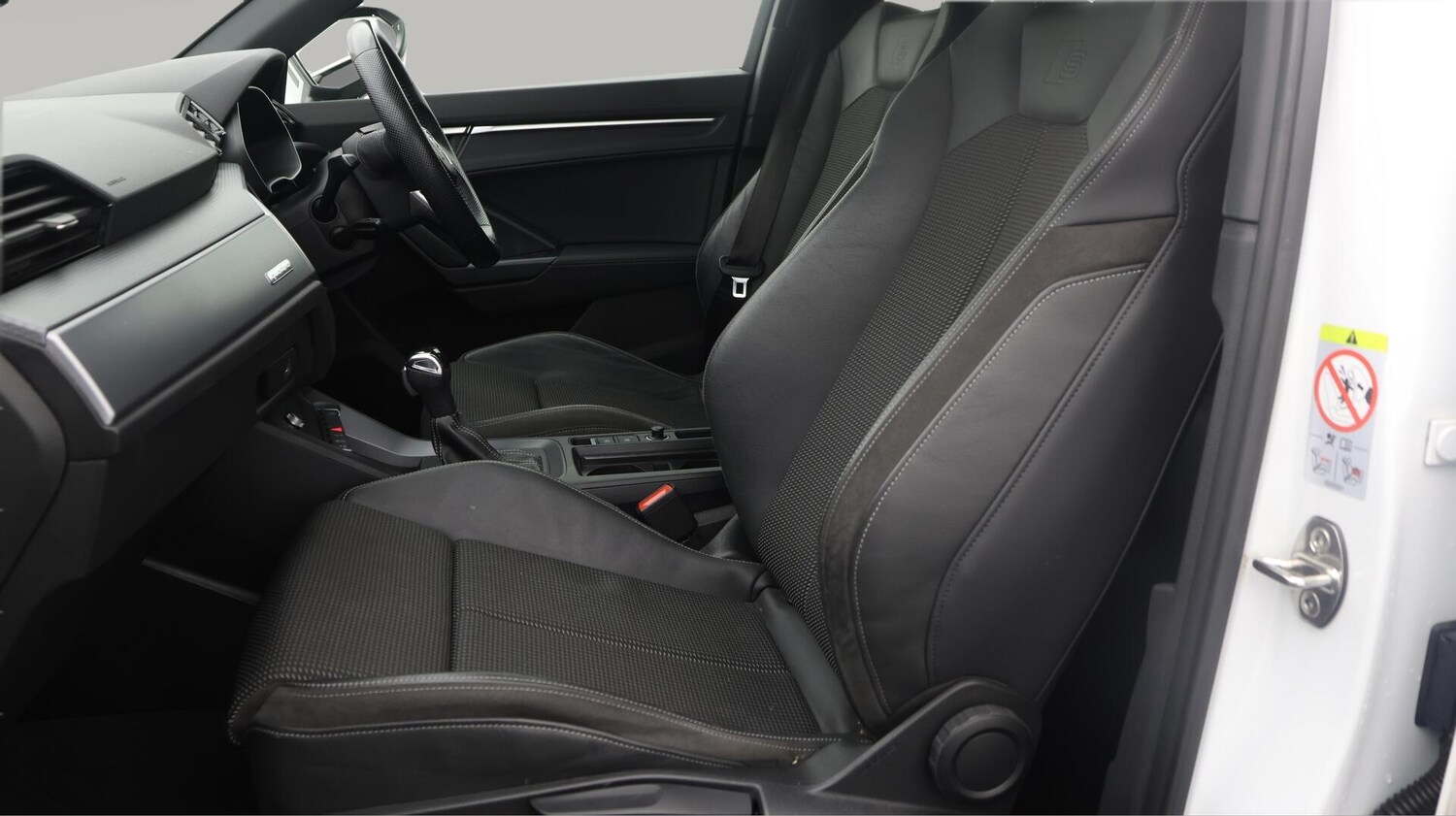 Used Audi Q3 2020 for sale - 76549698: Photo 14