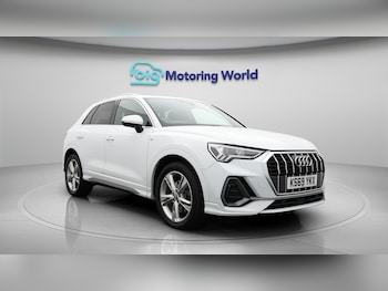 Audi - Q3